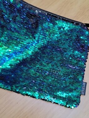 Mermaid Sequin Clutch - Iridescent Blue-Green